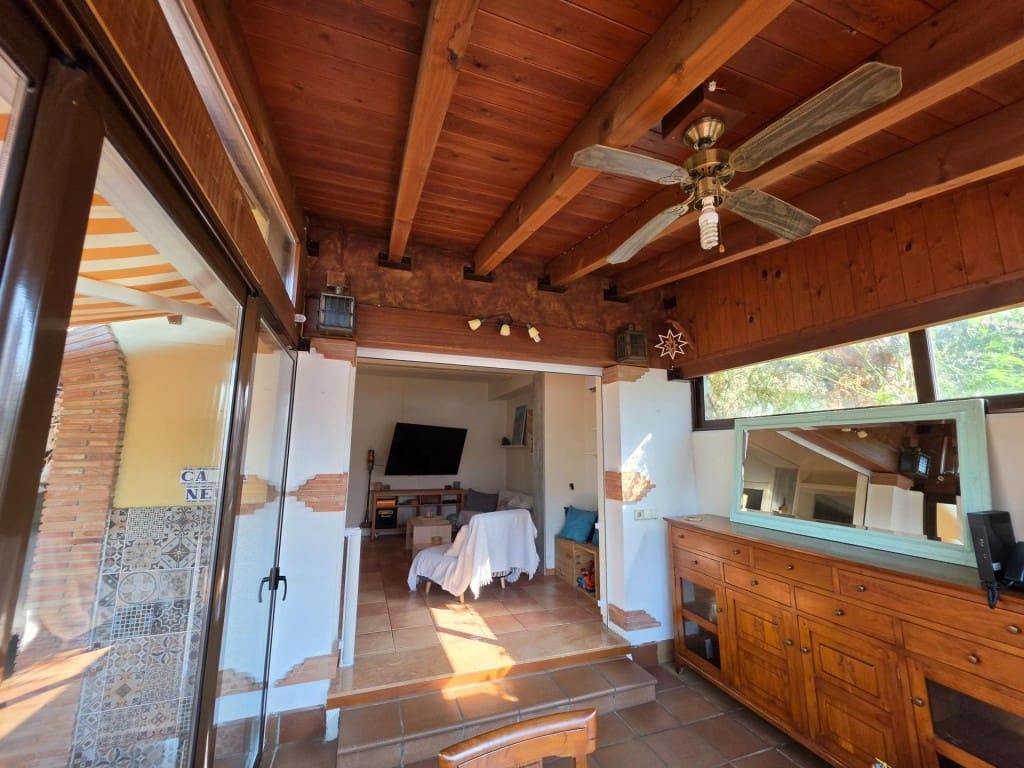 5 sovrum Radhus till salu i Sant Pere de Ribes med pool - 560 000 € (Ref: 9952342)