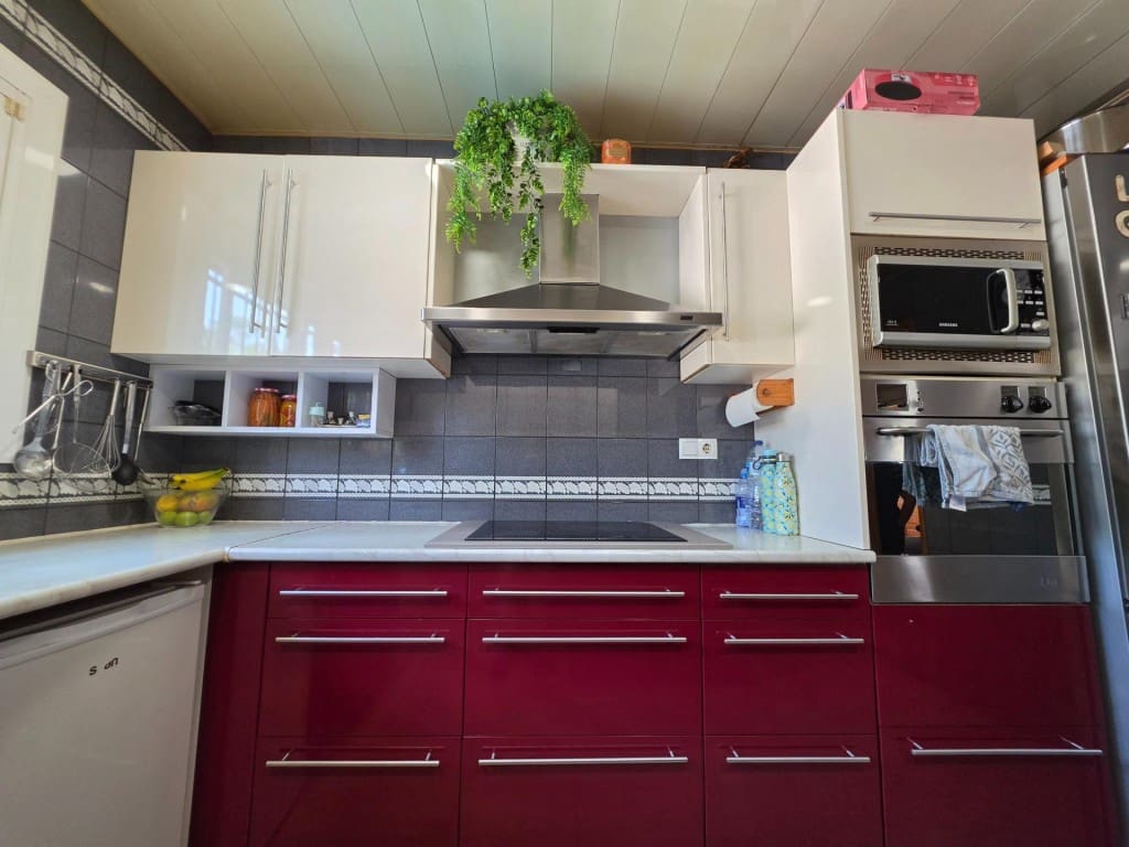 5 sovrum Radhus till salu i Sant Pere de Ribes med pool - 560 000 € (Ref: 9952342)