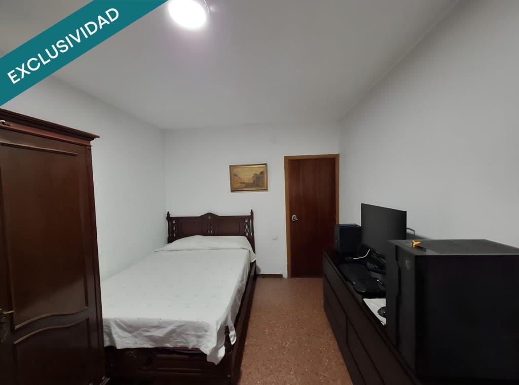 3 chambre Appartement à vendre à Agullent - 77 000 € (Ref: 9953946)