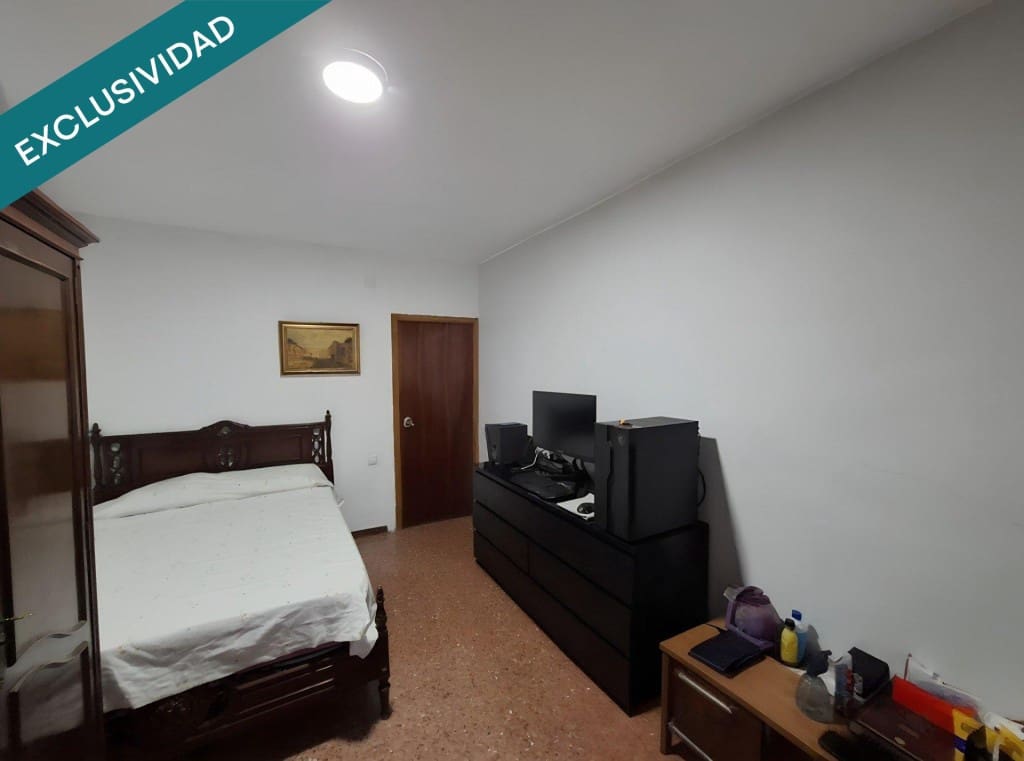 3 chambre Appartement à vendre à Agullent - 77 000 € (Ref: 9953946)