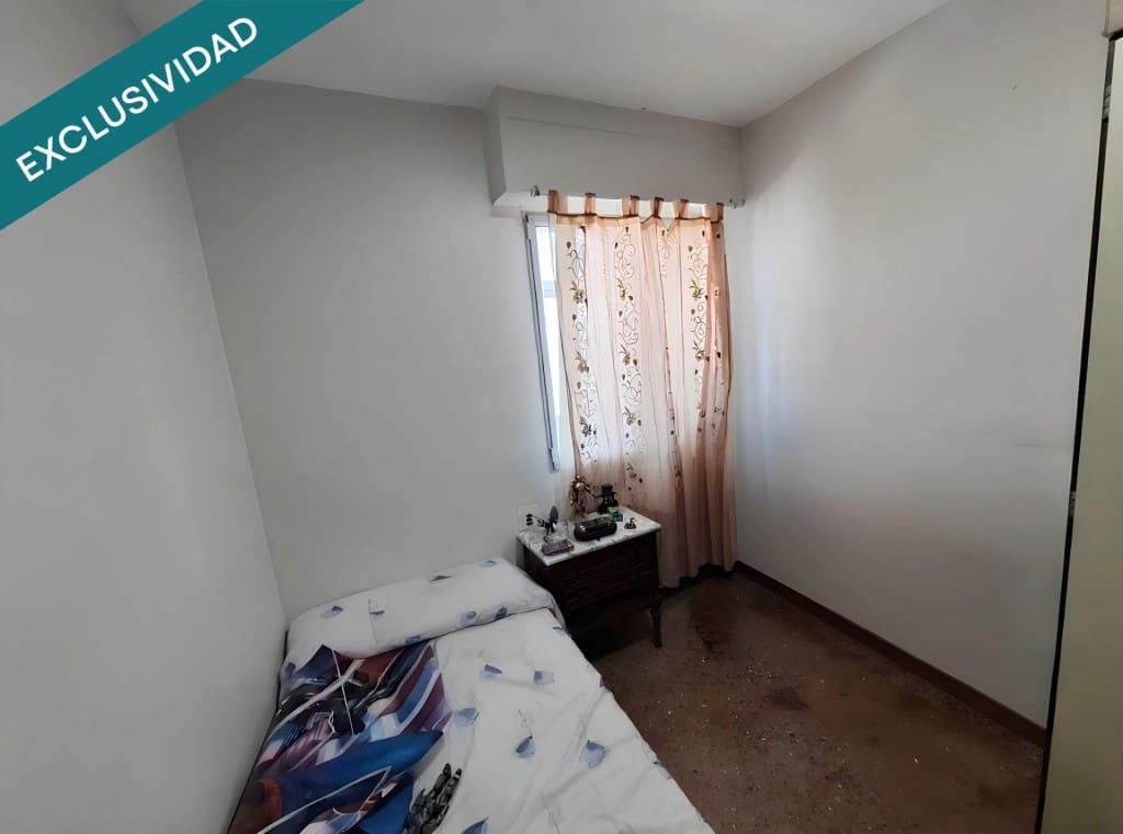 3 chambre Appartement à vendre à Agullent - 77 000 € (Ref: 9953946)