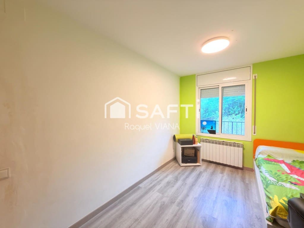 4 bedroom Villa for sale in Vallirana with garage - € 360,000 (Ref: 9953949)