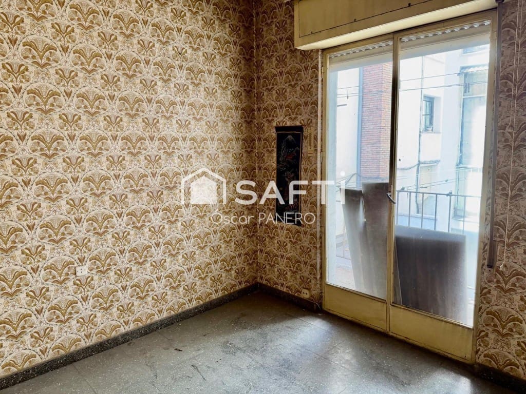 4 bedroom Apartment for sale in Leon city - € 140,000 (Ref: 9953950)