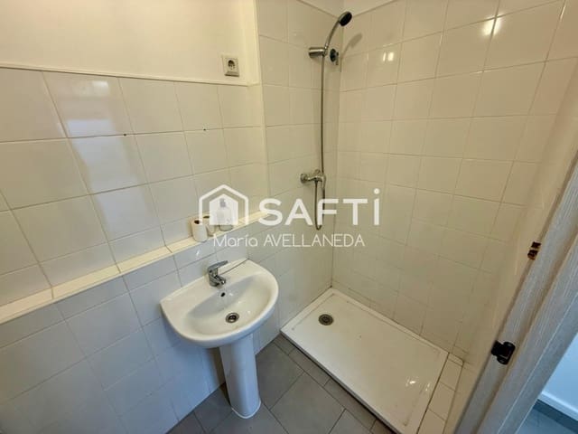Local Comercial en San Andrés del Rabanedo en alquiler - 240 € (Ref: 9957641)