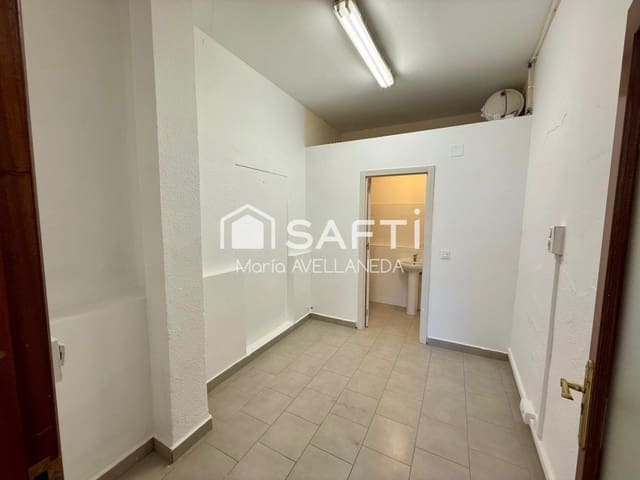Local Comercial en San Andrés del Rabanedo en alquiler - 240 € (Ref: 9957641)