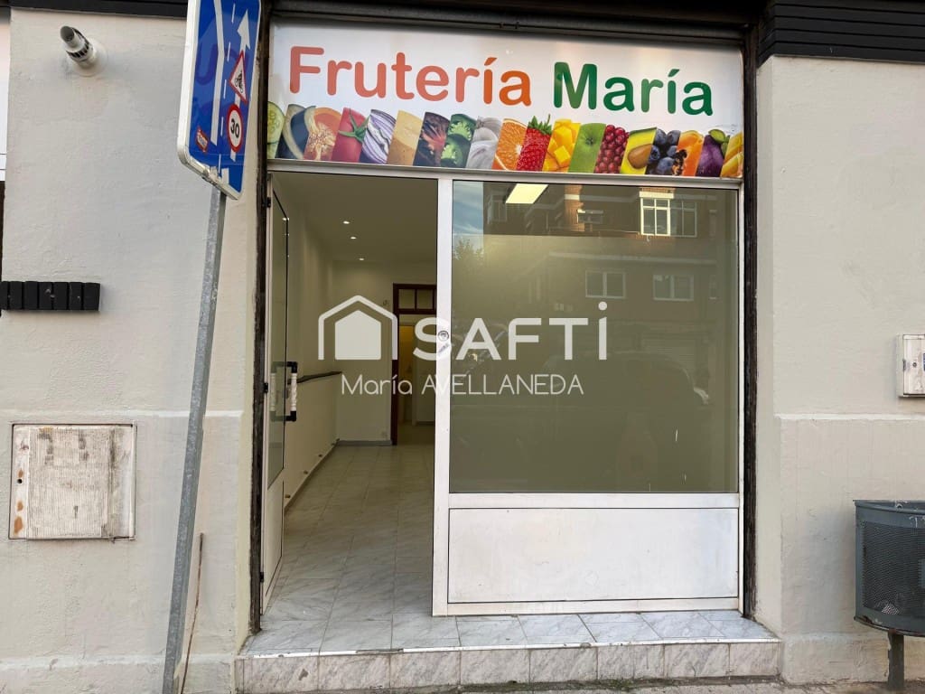 Comercial para arrendar em San Andres del Rabanedo - 240 € (Ref: 9957641)
