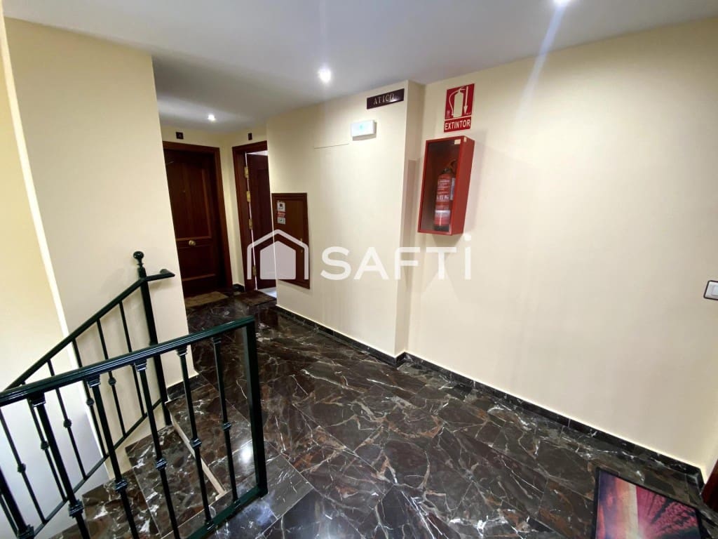 2 soverom Penthouse til salgs i Algarrobo med garasje - € 398 000 (Ref: 9957646)