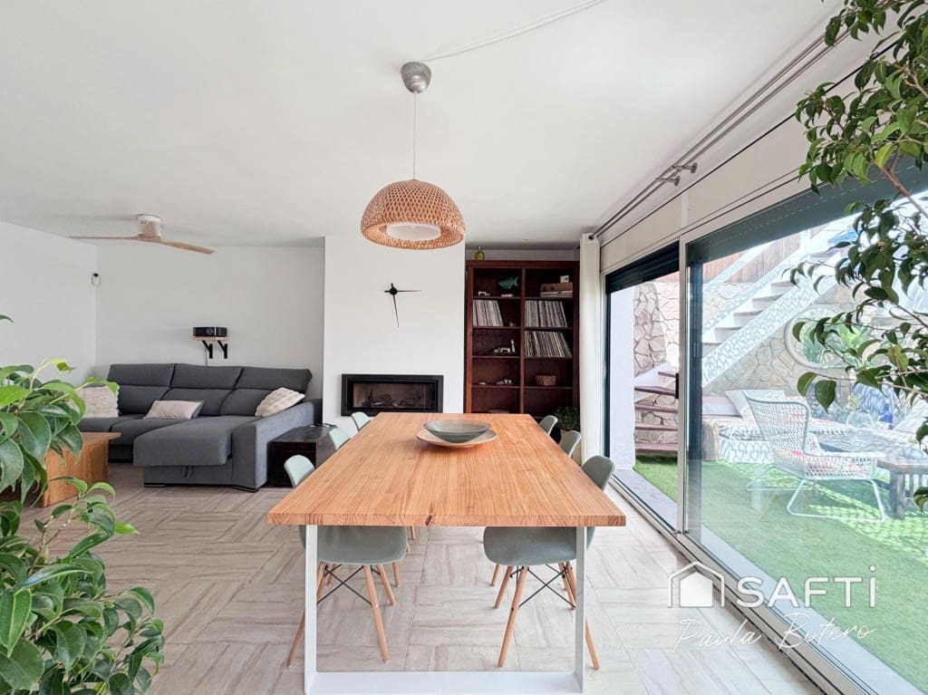 4 camera da letto Villetta a Schiera in vendita in Olivella con piscina garage - 399.000 € (Rif: 9957647)