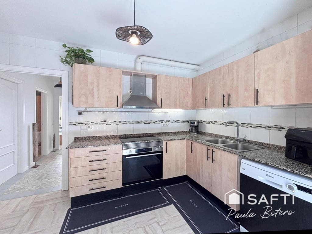 4 camera da letto Villetta a Schiera in vendita in Olivella con piscina garage - 399.000 € (Rif: 9957647)