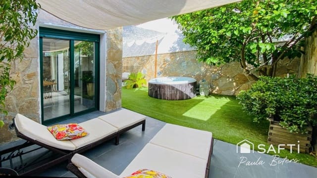 4 sypialnia Dom szeregowy na sprzedaż w Olivella z basenem garażem - 399 000 € (Ref: 9957647)