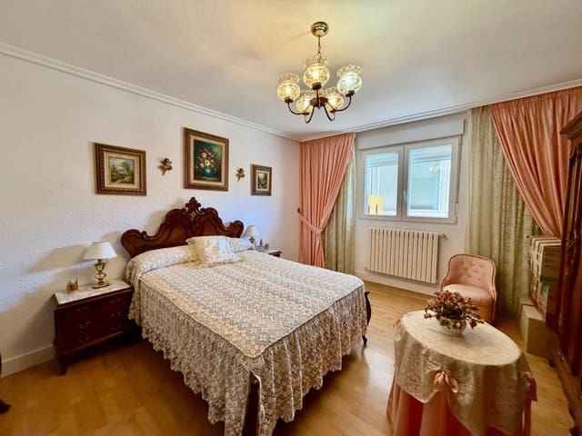 4 camera da letto Villa in vendita in Villaturiel - 255.000 € (Rif: 9957650)