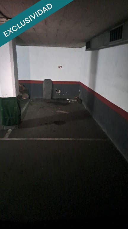 Garage for sale in L'Hospitalet de Llobregat - € 10,000 (Ref: 9957651)