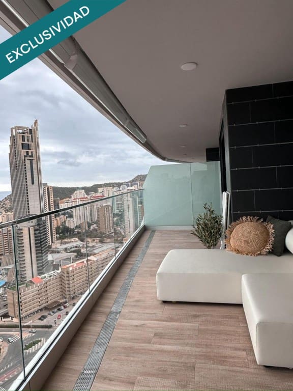 2 chambre Appartement à vendre à Benidorm avec piscine garage - 799 000 € (Ref: 9959438)