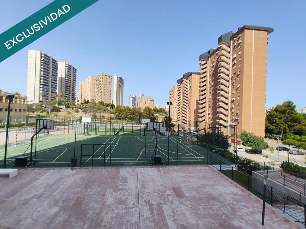 2 chambre Appartement à vendre à Benidorm avec piscine garage - 799 000 € (Ref: 9959438)