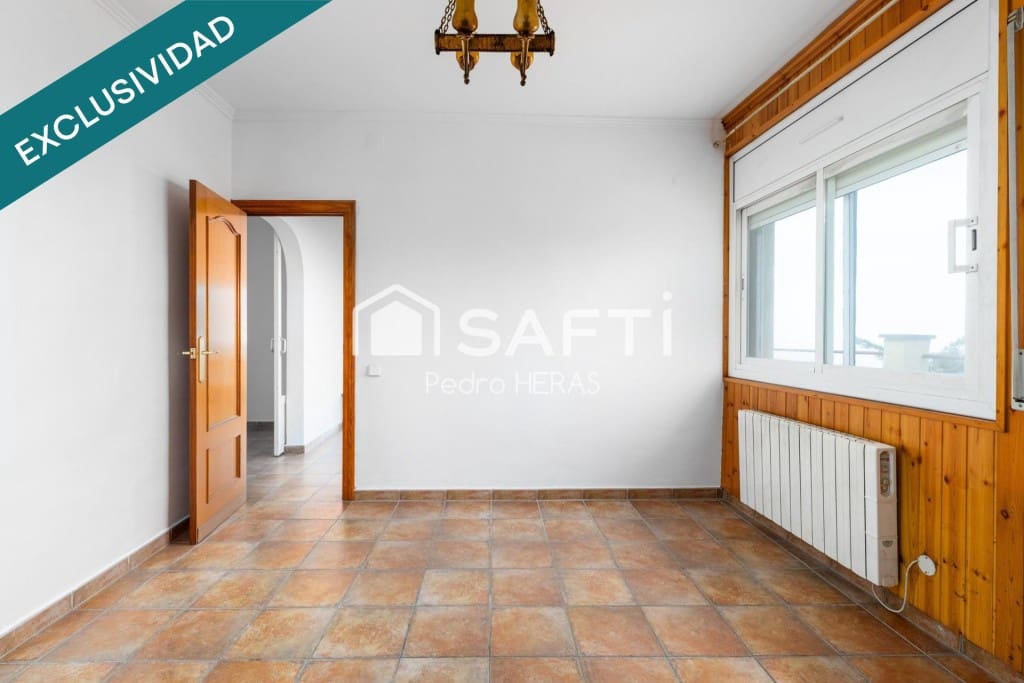 3 soveværelse Finca/Landehus til salg i Sant Iscle de Vallalta med garage - € 345.000 (Ref: 9959439)