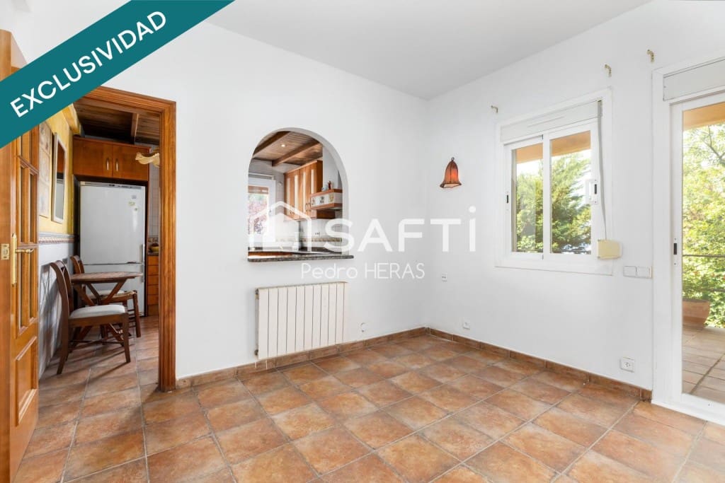3 soveværelse Finca/Landehus til salg i Sant Iscle de Vallalta med garage - € 345.000 (Ref: 9959439)