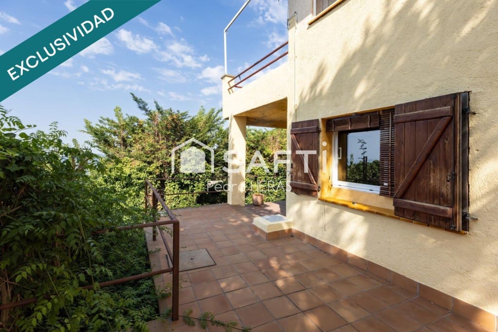 3 soveværelse Finca/Landehus til salg i Sant Iscle de Vallalta med garage - € 345.000 (Ref: 9959439)