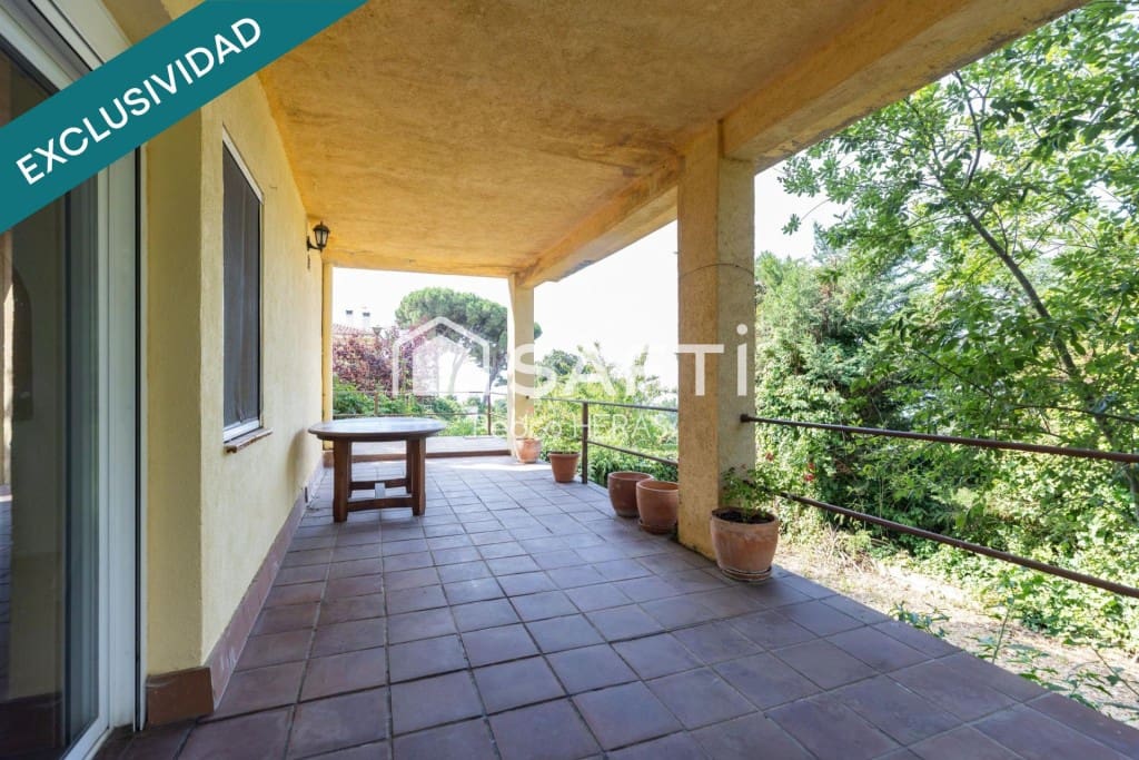 3 soveværelse Finca/Landehus til salg i Sant Iscle de Vallalta med garage - € 345.000 (Ref: 9959439)