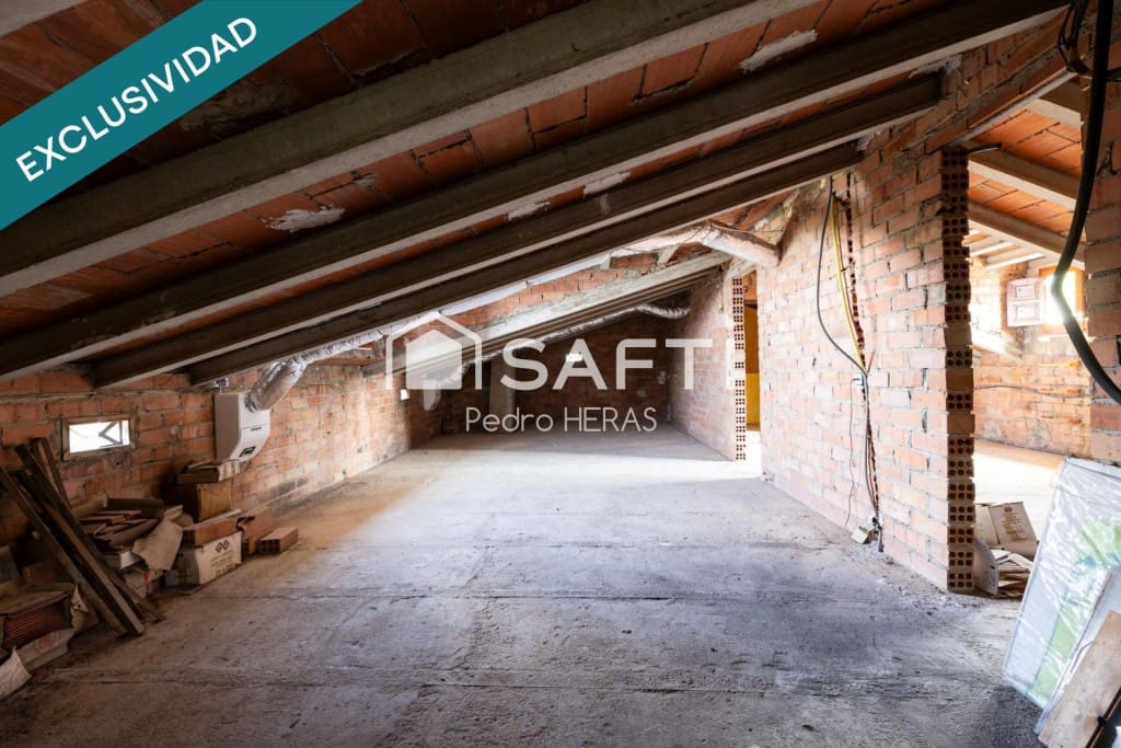 3 soveværelse Finca/Landehus til salg i Sant Iscle de Vallalta med garage - € 345.000 (Ref: 9959439)