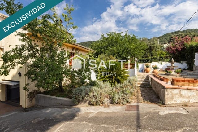 3 soveværelse Finca/Landehus til salg i Sant Iscle de Vallalta med garage - € 345.000 (Ref: 9959439)