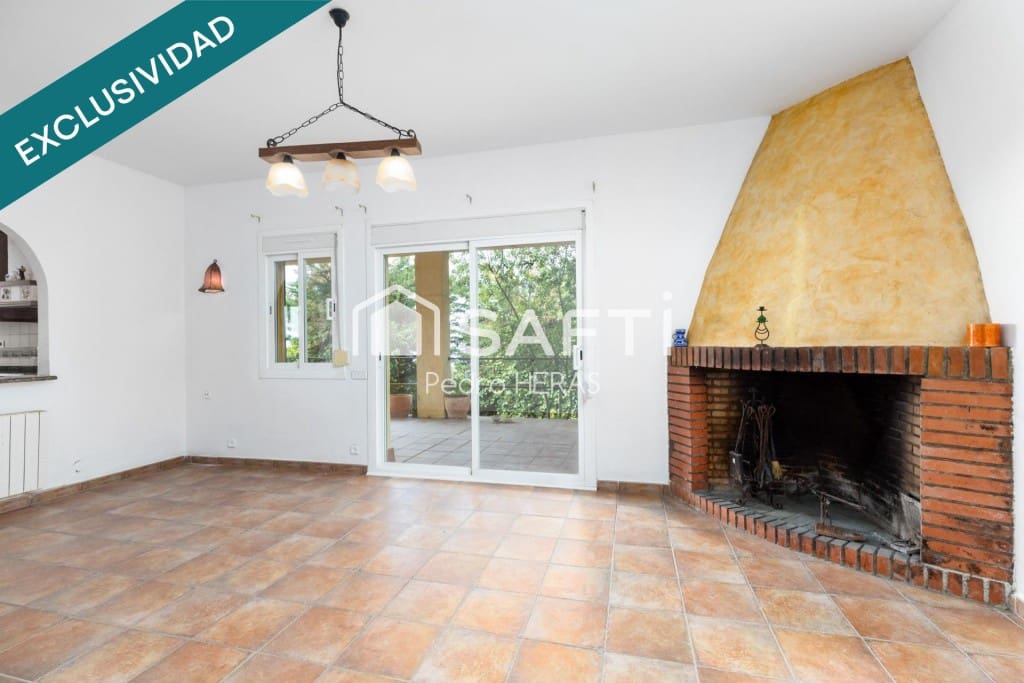 3 soveværelse Finca/Landehus til salg i Sant Iscle de Vallalta med garage - € 345.000 (Ref: 9959439)
