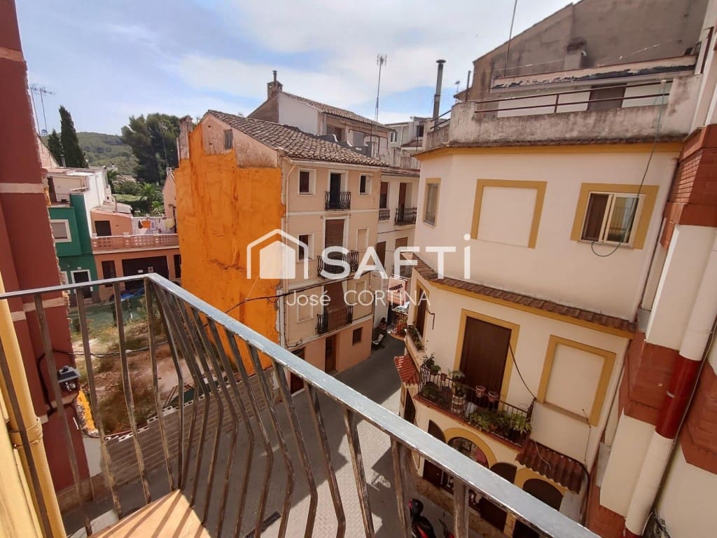 2 bedroom Apartment for sale in Navajas - € 62,000 (Ref: 9959441)
