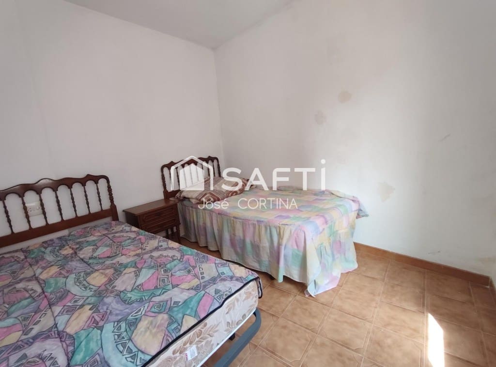 2 bedroom Apartment for sale in Navajas - € 62,000 (Ref: 9959441)
