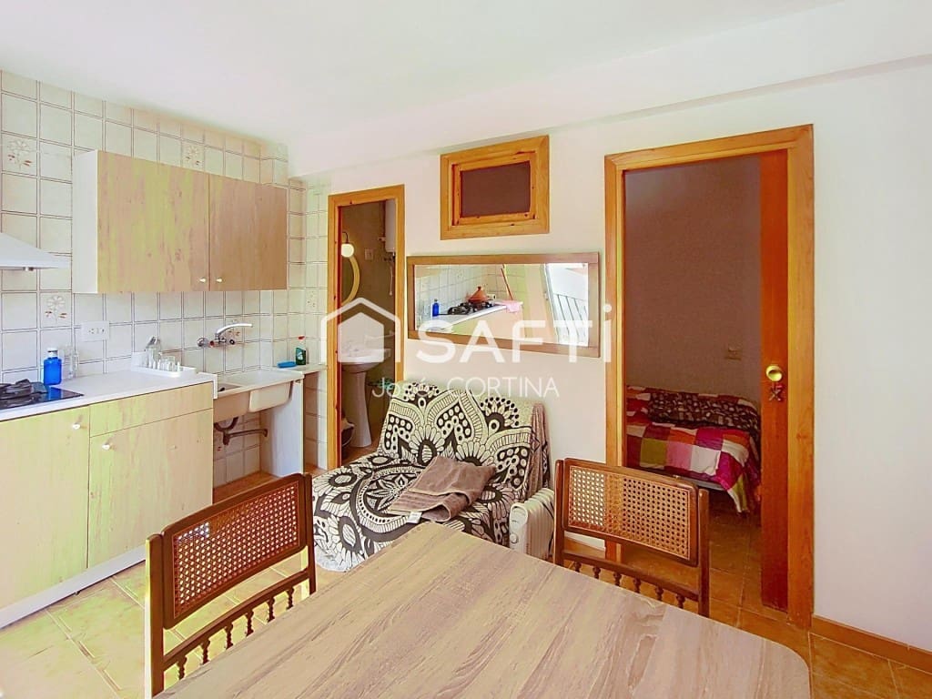 2 bedroom Apartment for sale in Navajas - € 62,000 (Ref: 9959441)