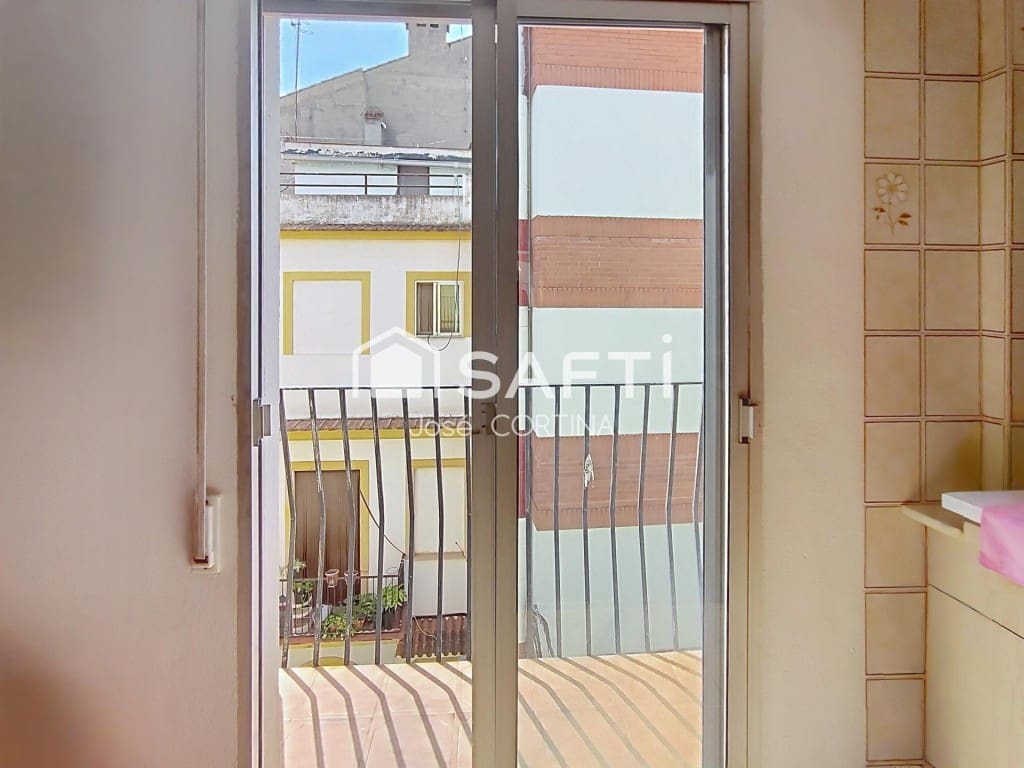 2 bedroom Apartment for sale in Navajas - € 62,000 (Ref: 9959441)