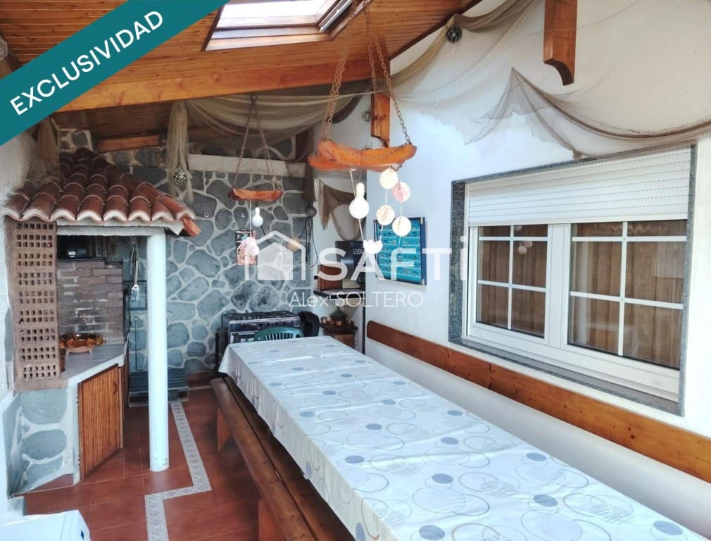 6 bedroom Villa for sale in Vigo with pool garage - € 865,000 (Ref: 9959443)