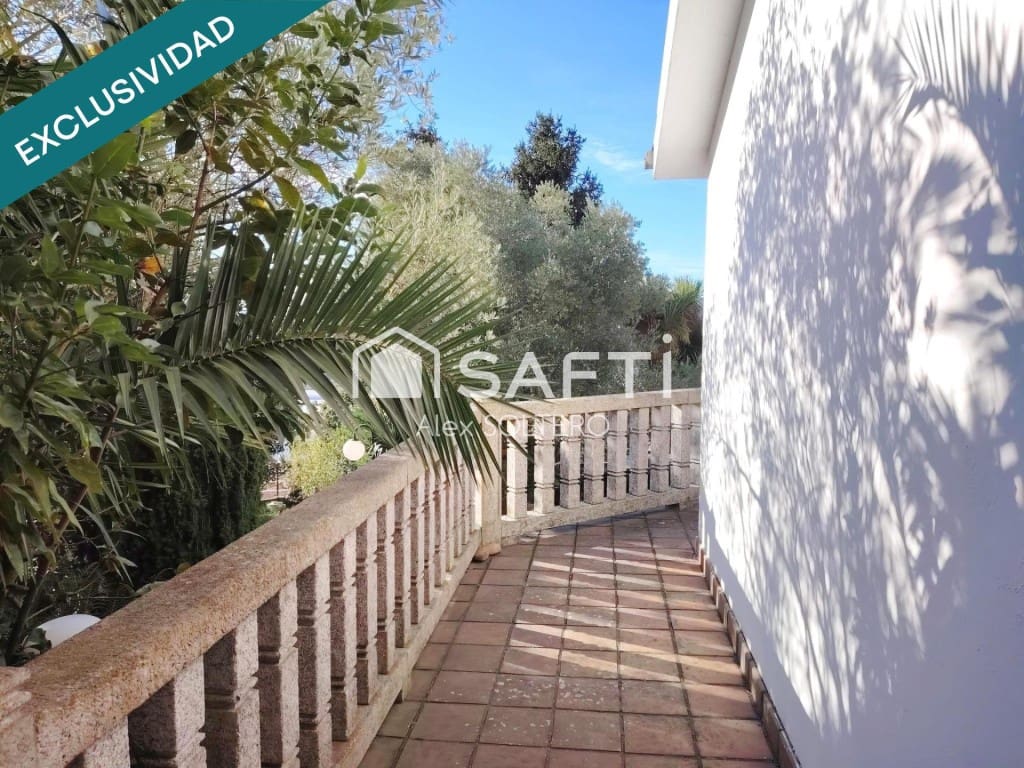 6 bedroom Villa for sale in Vigo with pool garage - € 865,000 (Ref: 9959443)