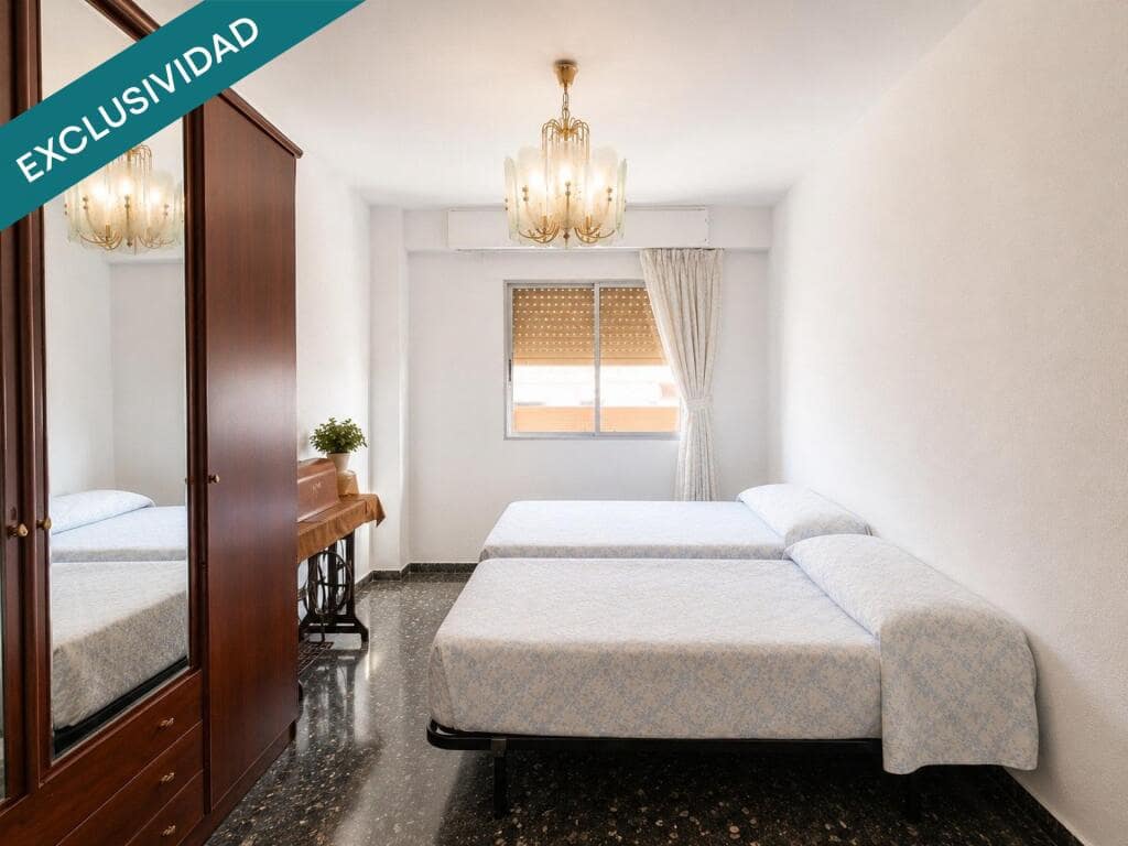 3 bedroom Apartment for sale in Xirivella - € 220,000 (Ref: 9959444)