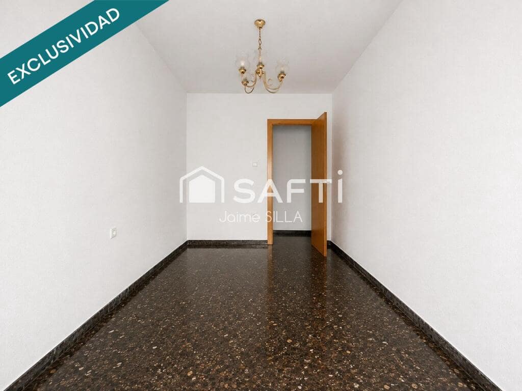 3 slaapkamer Appartement te koop in Xirivella - € 220.000 (Ref: 9959444)