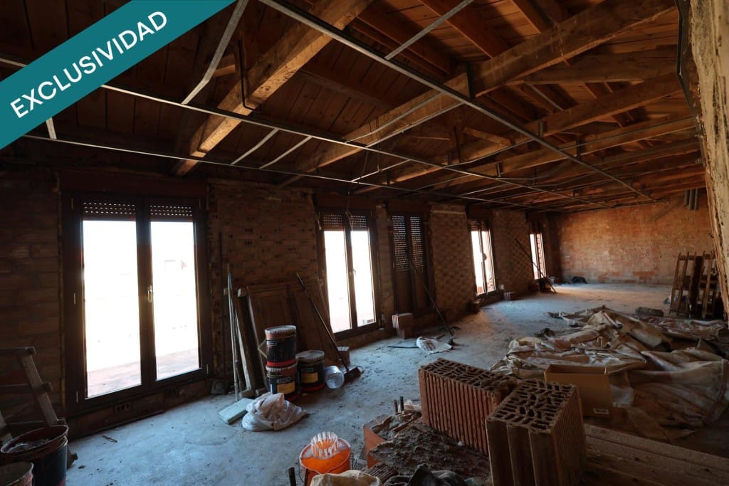10 bedroom Penthouse for sale in Astorga - € 175,000 (Ref: 9959445)