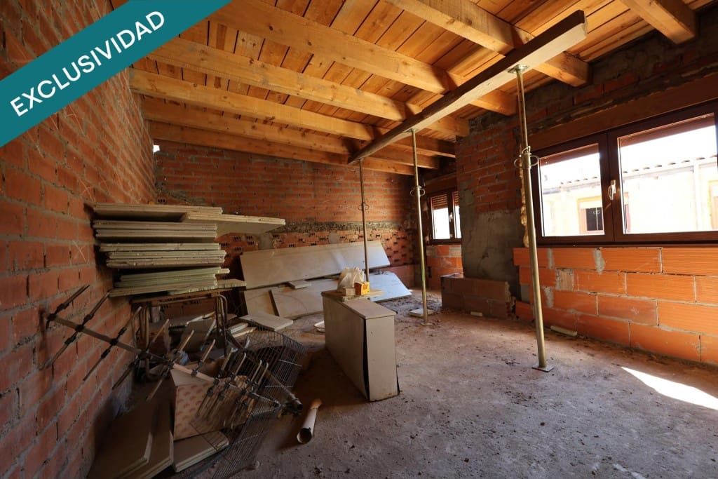 10 bedroom Penthouse for sale in Astorga - € 175,000 (Ref: 9959445)