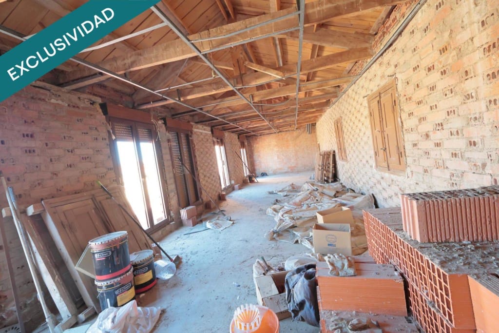 10 bedroom Penthouse for sale in Astorga - € 175,000 (Ref: 9959445)