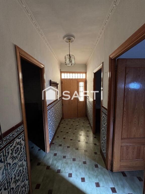 3 bedroom Villa for sale in Campo de Criptana - € 56,000 (Ref: 9962342)