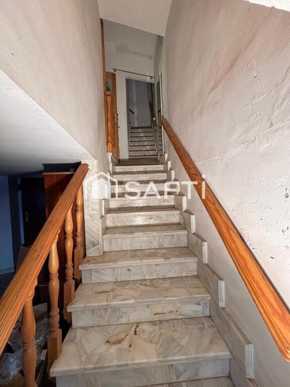3 bedroom Villa for sale in Campo de Criptana - € 56,000 (Ref: 9962342)