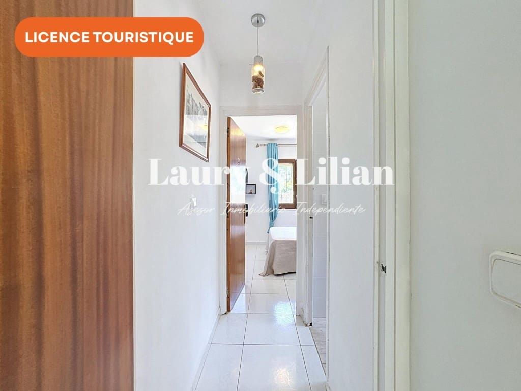 2 bedroom Villa for sale in Empuriabrava with pool garage - € 377,000 (Ref: 9962343)
