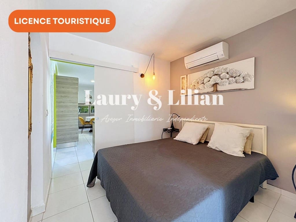 2 bedroom Villa for sale in Empuriabrava with pool garage - € 377,000 (Ref: 9962343)