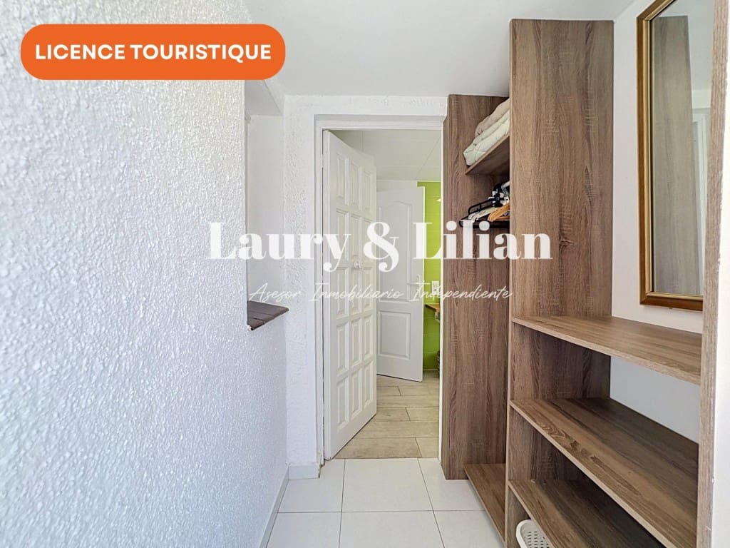 2 bedroom Villa for sale in Empuriabrava with pool garage - € 377,000 (Ref: 9962343)