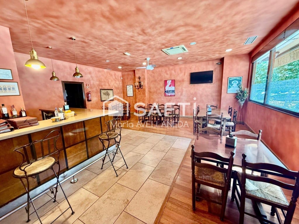 Erhverv til salg i Valencia de Don Juan - € 270.000 (Ref: 9962344)