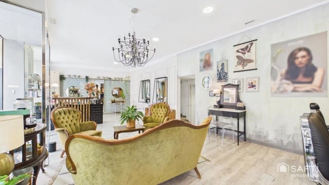 Erhverv til salg i Plaça dels Patins, Palma de Mallorca - € 40.000 (Ref: 9962349)