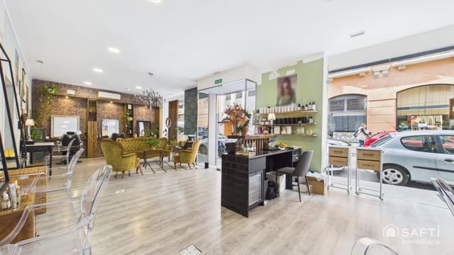 Erhverv til salg i Plaça dels Patins, Palma de Mallorca - € 40.000 (Ref: 9962349)