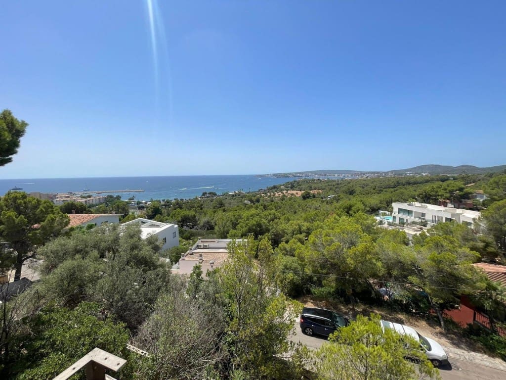 5 bedroom Villa for sale in Calvia - € 3,150,000 (Ref: 9962350)
