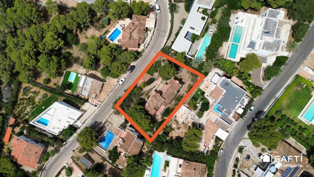 5 bedroom Villa for sale in Calvia - € 3,150,000 (Ref: 9962350)