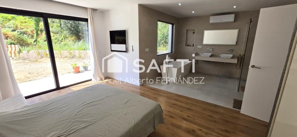 3 sovrum Villa till salu i Lloret de Mar med garage - 330 000 € (Ref: 9964985)