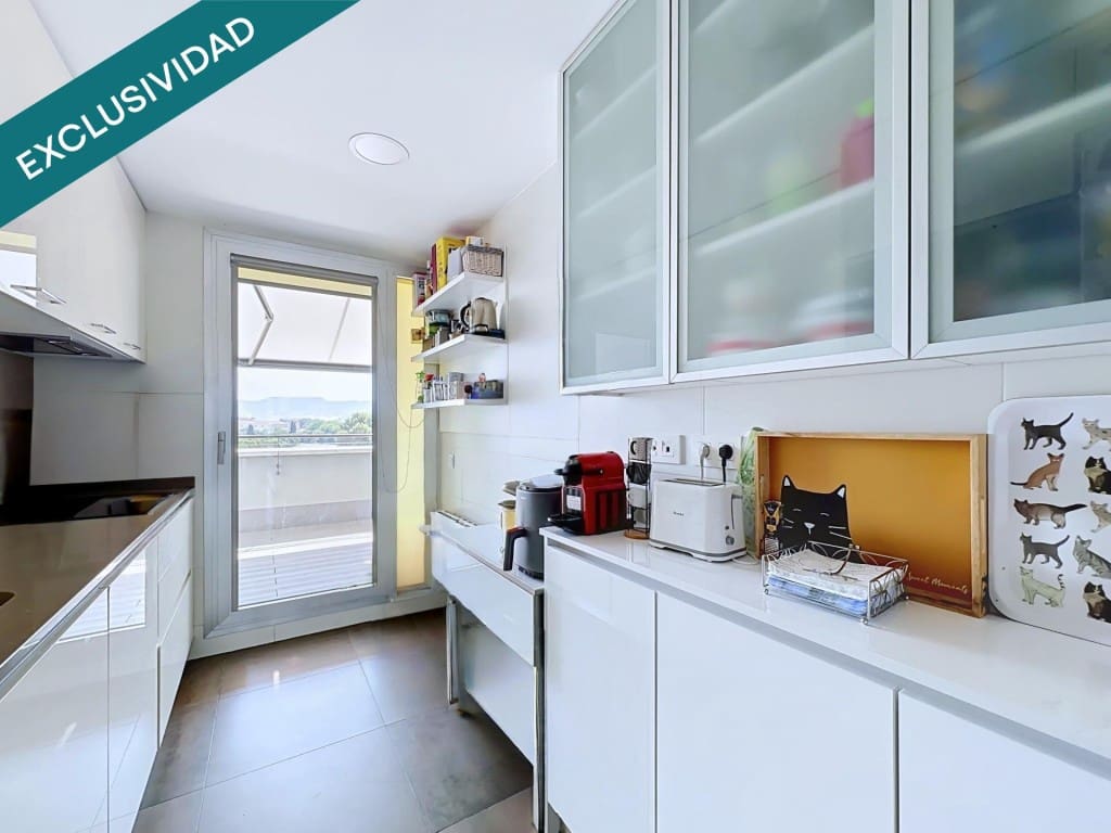 3 bedroom Penthouse for sale in Alcala de Henares with pool garage - € 550,000 (Ref: 9964986)
