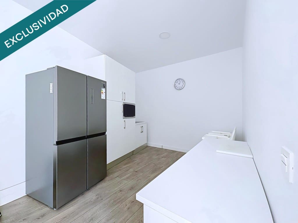 3 bedroom Penthouse for sale in Alcala de Henares with pool garage - € 550,000 (Ref: 9964986)