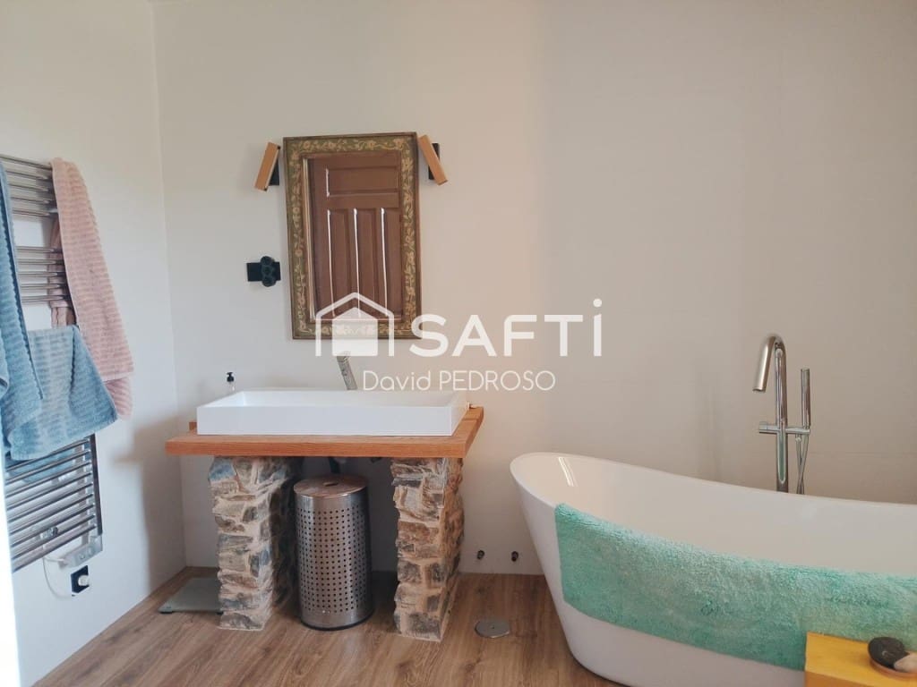 4 soverom Villa til salgs i Santa Maria de Ordas med garasje - € 294 700 (Ref: 9964988)